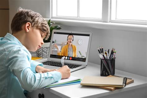 5 Extraordinary Benefits of English Tutoring ELMENS